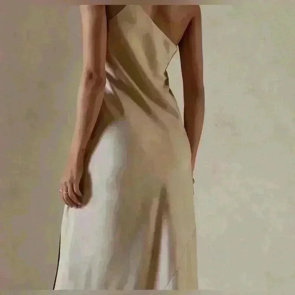 Banana Republic One Shoulder Maxi Dress in Black - Size L (NWT) - Picture 4 of 6